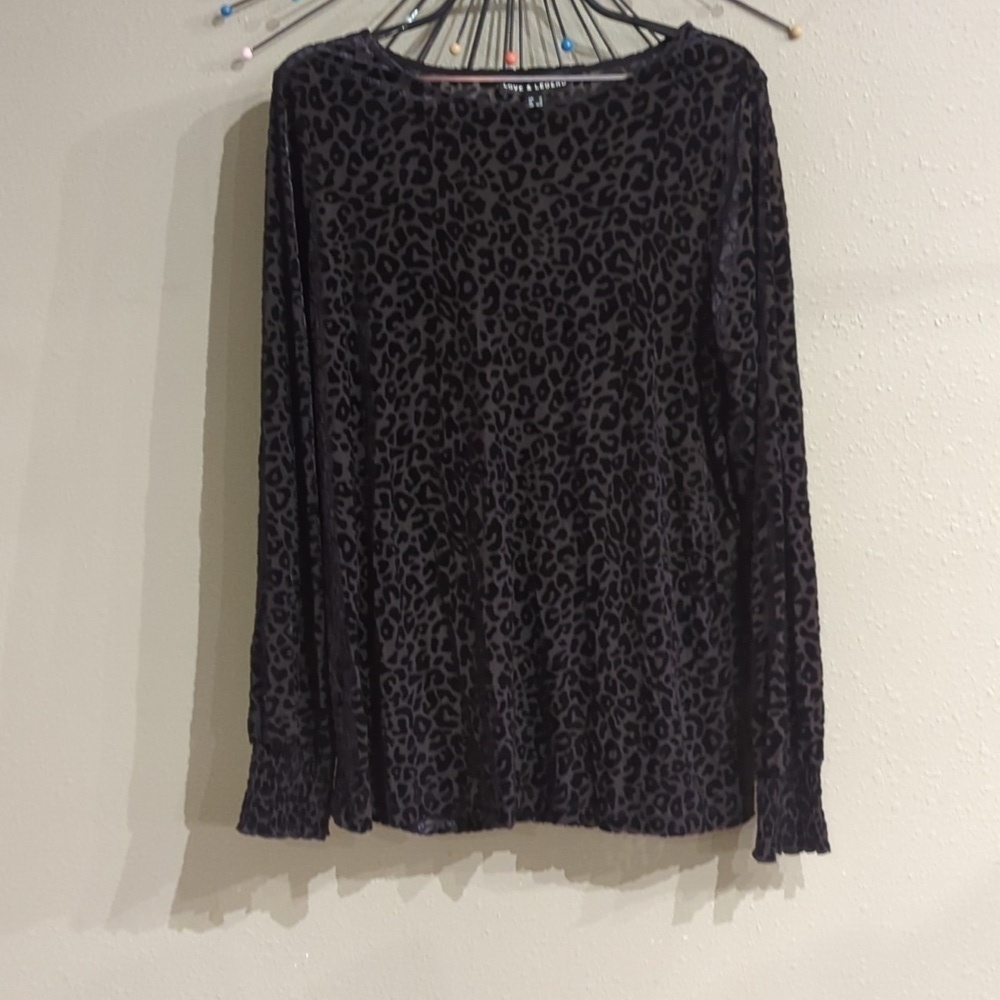 Love & Legend velvet printed semi sheer burnout top women's size 1X black
